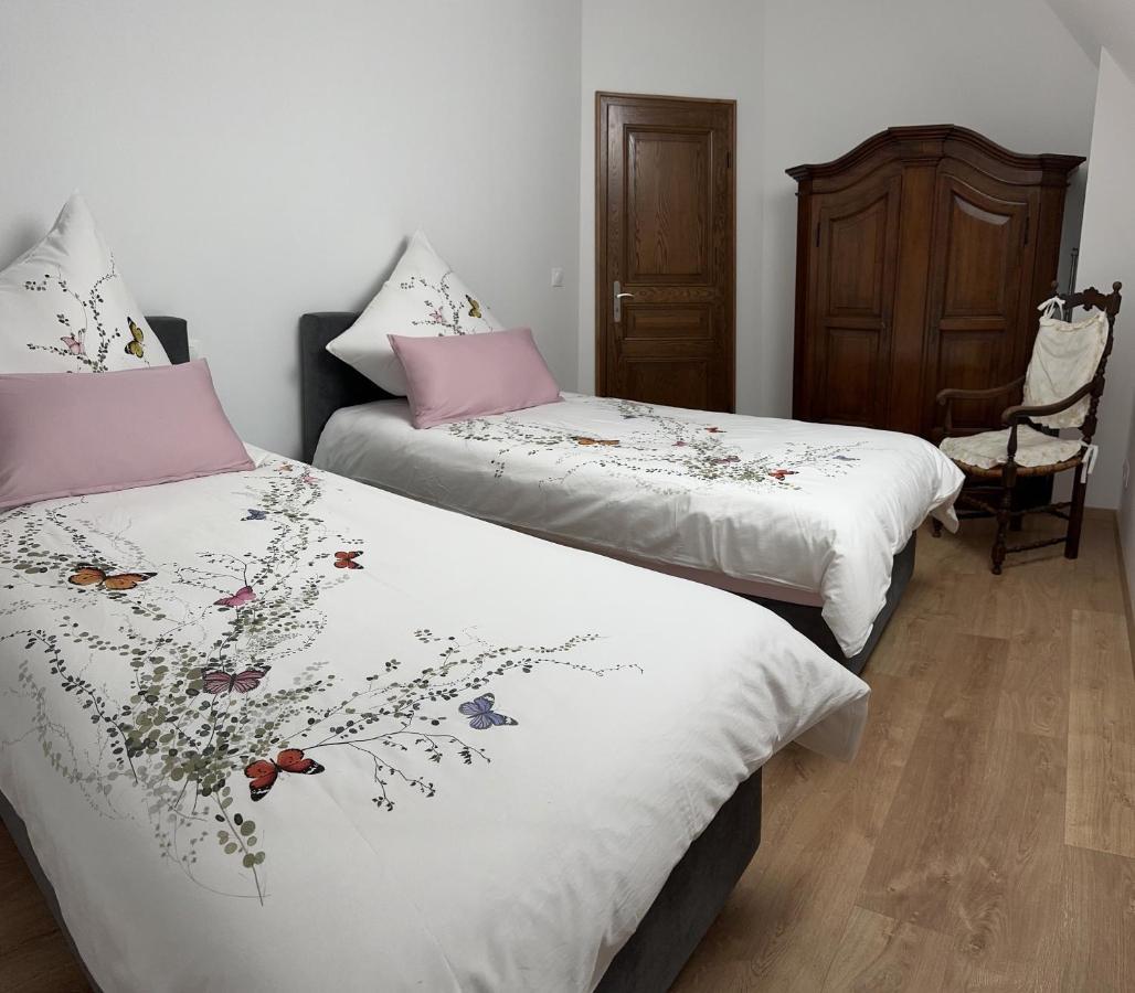 Ferienwohnung Au Parfum Des Roses Gunstett Exterior foto